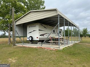 2421 S Old River Rd, Uvalda, GA 30473