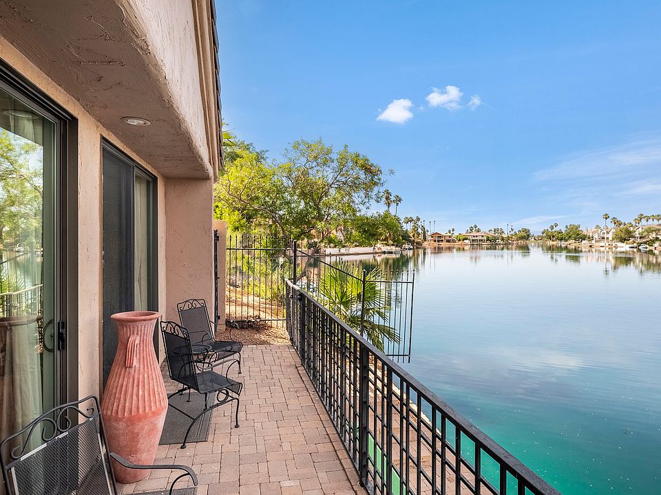 1st image of 1402 W Lake Mirage Ct