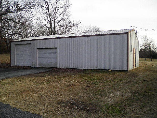 2nd image of 58931 E 107th Rd