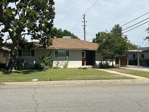 2424 Cedar St Photo 1