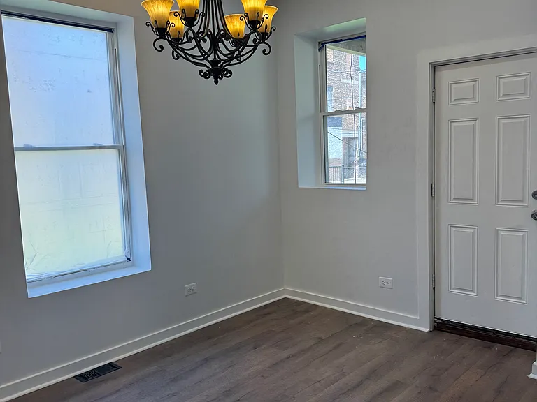 1540 W Garfield Blvd #1 — Photo 10