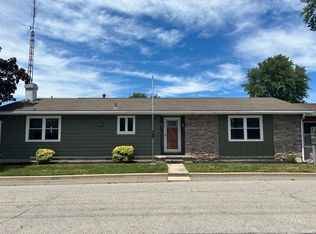 1918 Boulevard St, Rochester, IN 46975