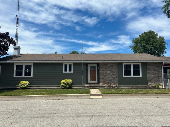 1918 Boulevard St, Rochester, IN 46975