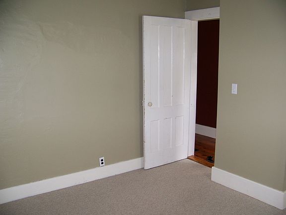 3rd image of 43 Franklin St