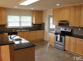 2560 Lizard Lick Rd, Zebulon, NC 27597