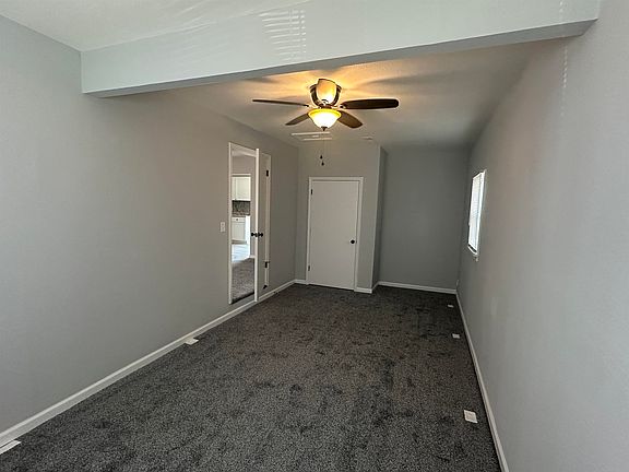 3rd image of 3501 S Hiram Ave