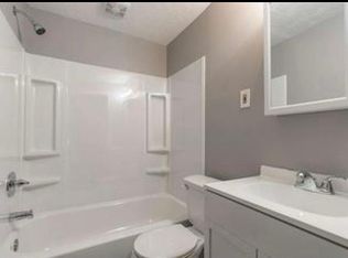 551 Parkview Ave, Barberton, OH