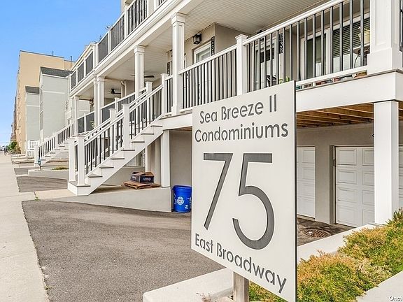 2nd image of 75 E Broadway APT 6B