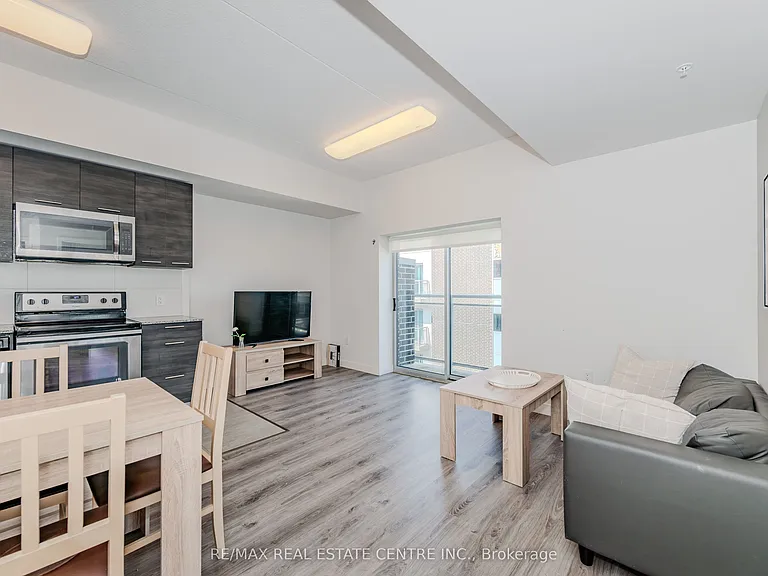 251 Hemlock St #707 — Photo 15