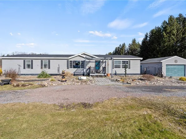 2169 Kellogg Rd, Baldwinsville, NY 13027