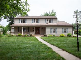 23 Richmond Dr, Manchester, CT 06042