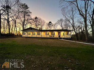 207 Ridge Dr, Canton, GA 30114