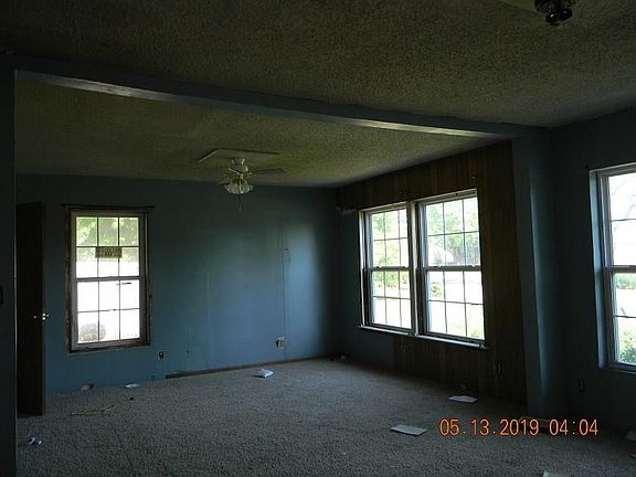 3rd image of 205 Wilcox