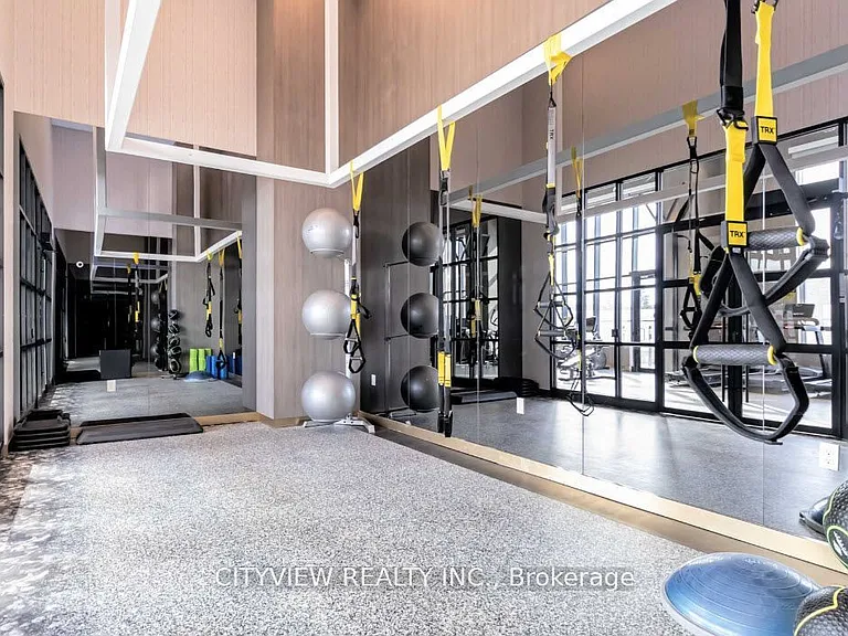 395 Dundas St W #Penthouse 10 — Photo 10