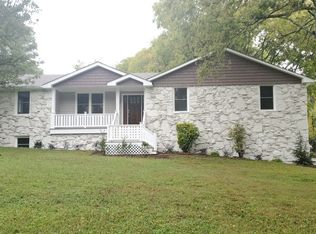 201 Lakeshore Dr, Old Hickory, TN 37138