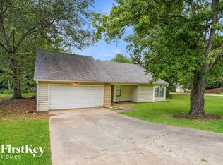 1028 Chapman Cir, Stone Mountain, GA