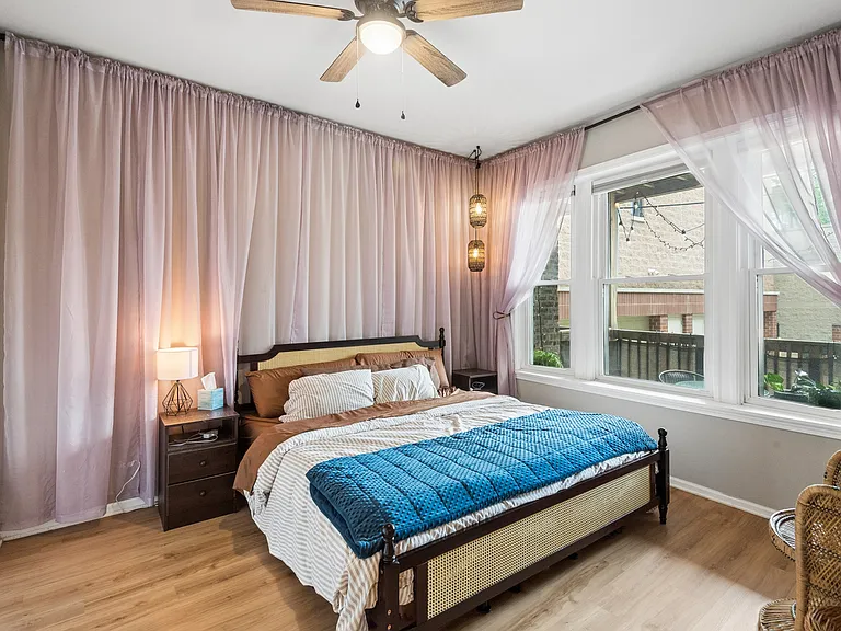 1474 W Carmen Ave #1 — Photo 6