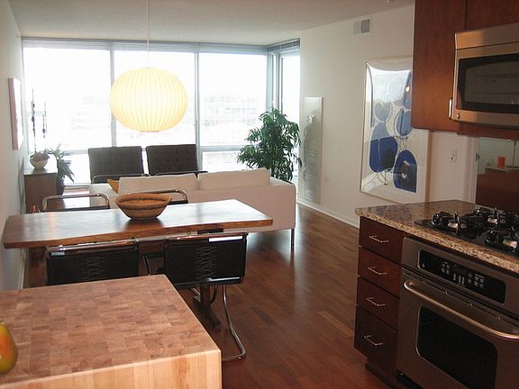 3rd image of 9725 Woods Dr Unit 708