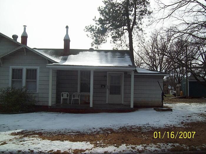 1st image of 503 W 7th St