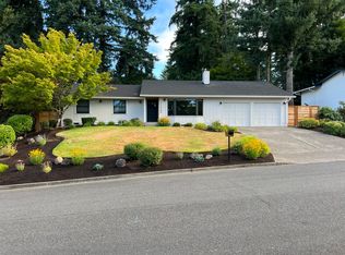 11965 NW Oatfield Ct, Portland, OR 97229