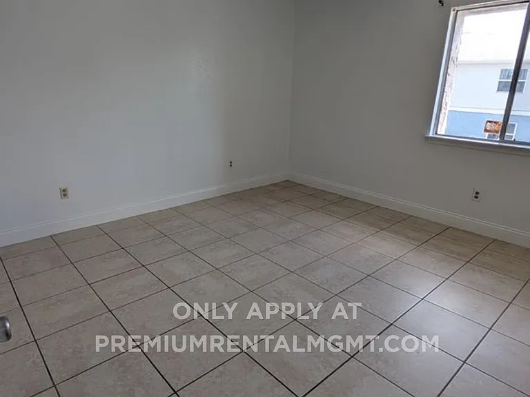 4028 Billingsgate Rd #1902 — Photo 2