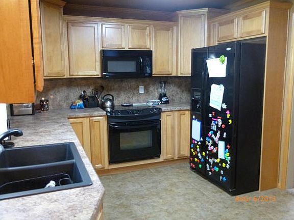 4th image of 112 Carpenter Ln