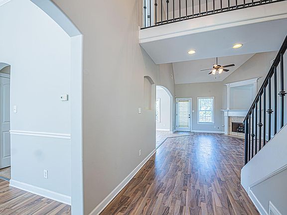 2nd image of 50 Southwind Dr