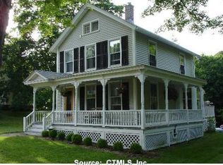 55 Comstock Ave, Ivoryton, CT 06442