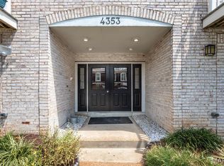 4353 Chateau De Ville Dr APT A, Saint Louis, MO