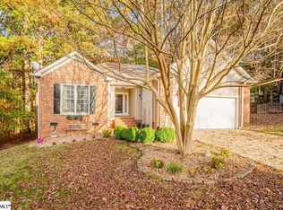 22 E Fairgate Ct, Simpsonville, SC 29680