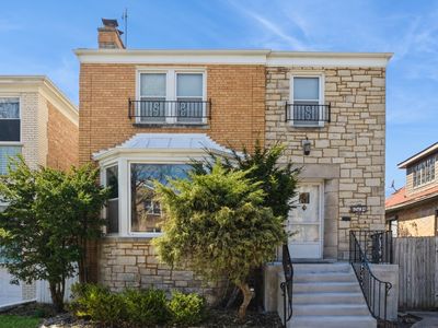6504 N Artesian Ave, Chicago, IL, 60645