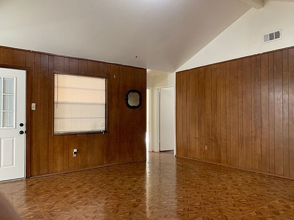 5th image of 2503 Valleyfield Dr