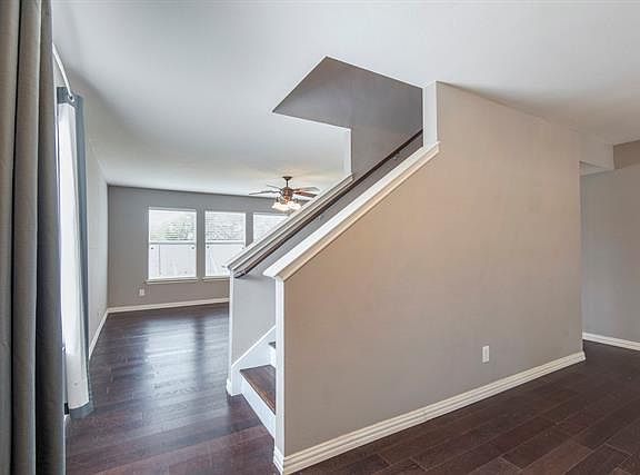 5th image of 1204 Mockingbird Dr