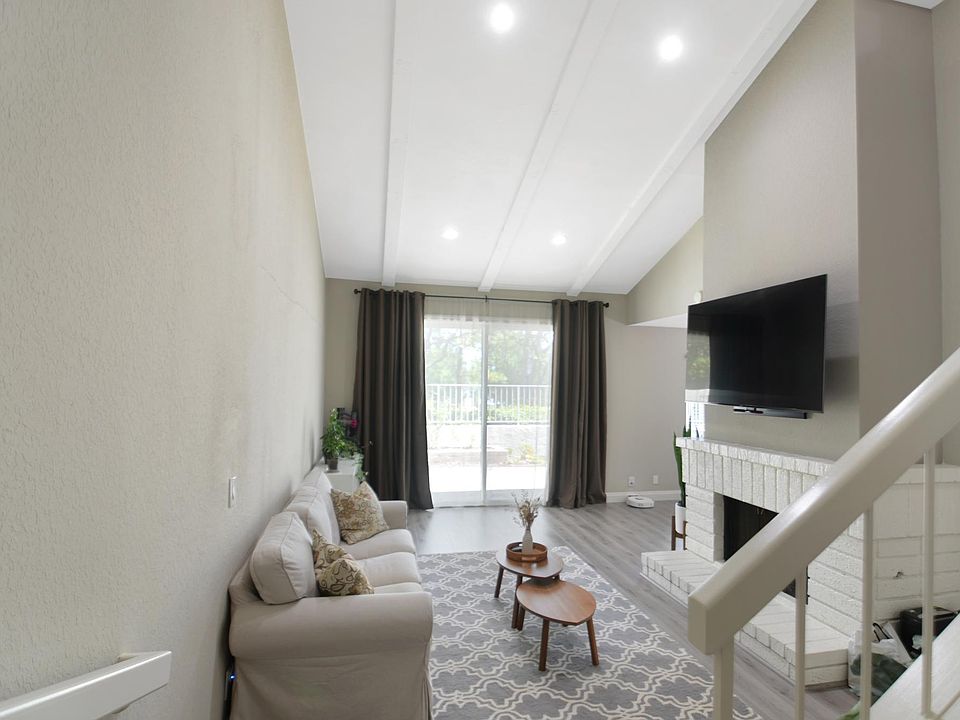 1113 Creekside Dr Fullerton CA Zillow Apartments for Rent in Fullerton