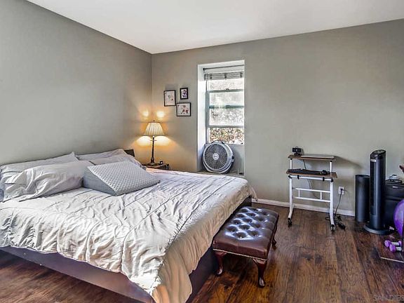 3rd image of 4300 Newton Ave Unit 14