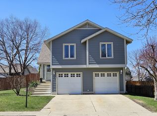 126 Borris Cir, Streamwood, IL