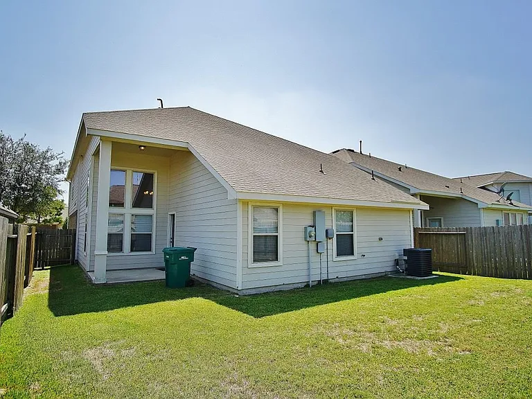 26834 Henson Falls Dr — Photo 20