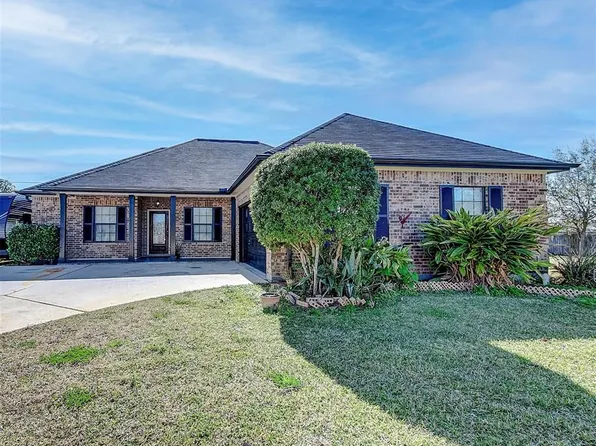 11004 San Jacinto Dr, La Porte, TX 77571