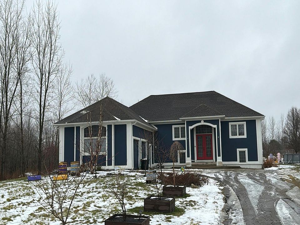 1st image of 4251 E Maple Ave