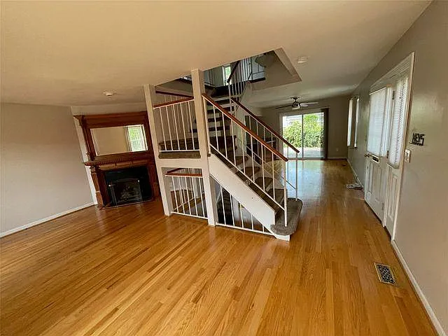 19777 Hayes Ct — Photo 8