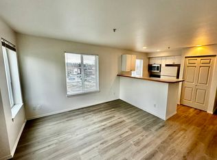 931 N 86th St APT 201, Seattle, WA 98103