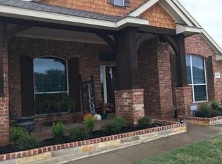 7800 Longbow Ln, Arlington, TX 76002
