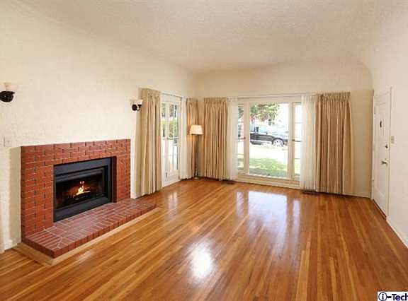 5th image of 411 S Bel Aire Dr