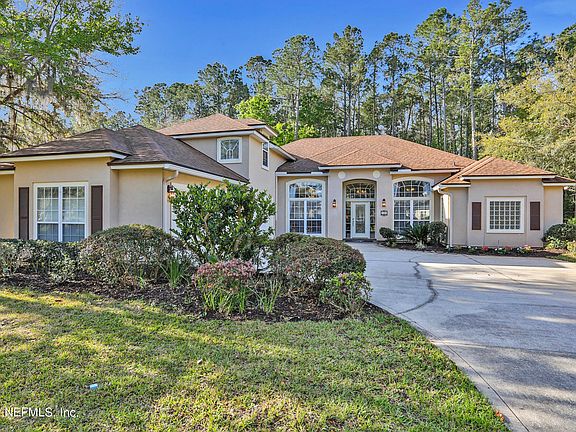 4th image of 185 Pinehurst Pointe Dr