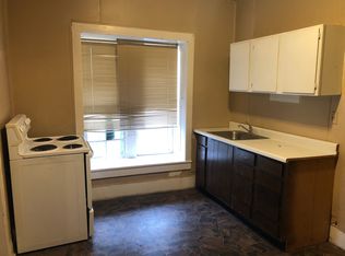 307 N Elm St #305, Newton, KS 67114