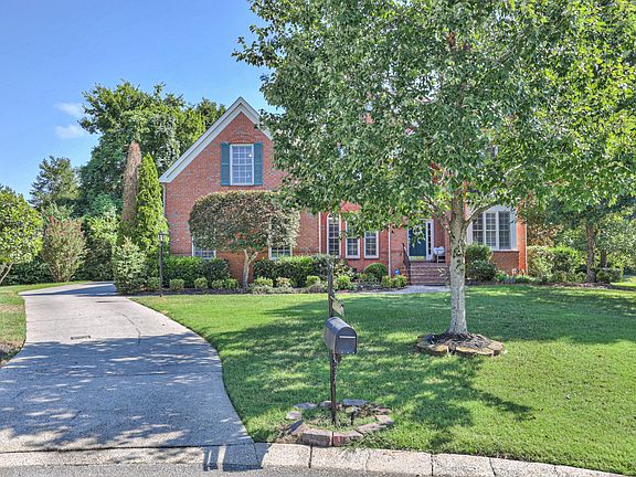 4th image of 2319 Tinney Pl