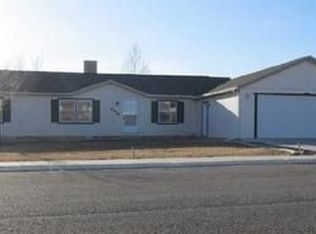 620 Golden Dr, Montrose, CO 81401