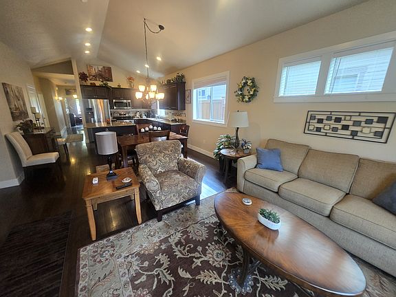 4th image of 4359 N Meadow Ranch Ave