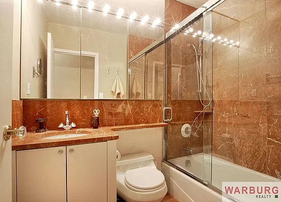 Sold by Warburg | media 8