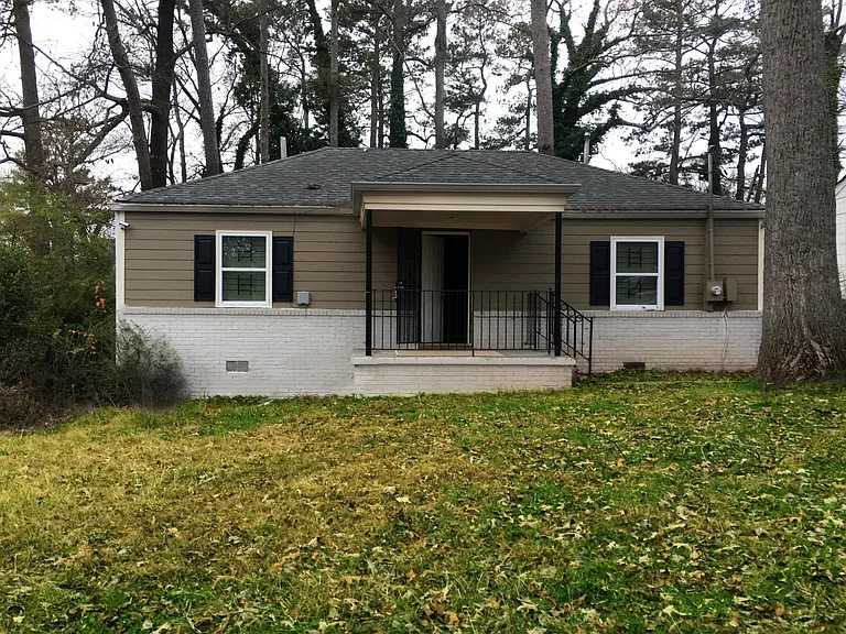 2129 Rachael St SE — Photo 1